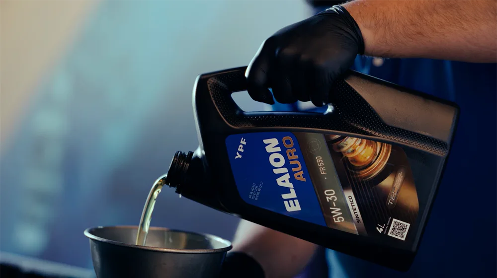 Elaion: lubricantes para autos y el cuidado del motor